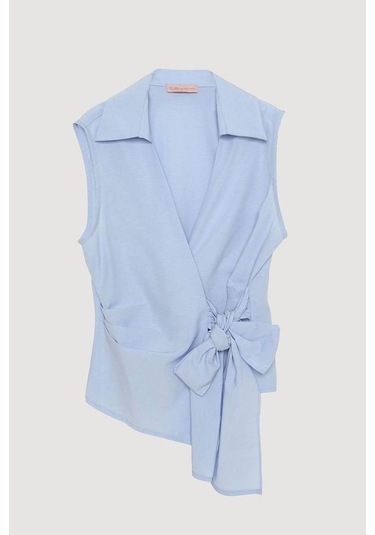 Quzu Önü Bağlama Detaylı Mavi Kadın Bluz Blz00538 Mavi