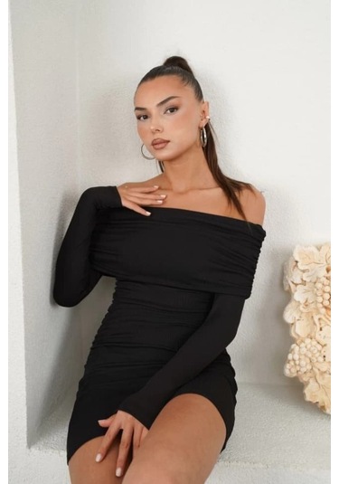 Kadın Madonna Mendil Yaka Fırsat Ürün Büzgülü Mini Elbise Siyah