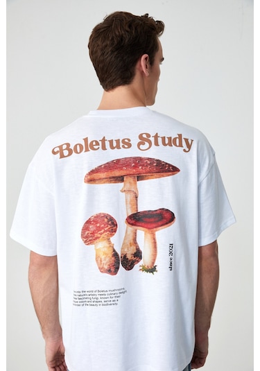 BOLETUS Erkek Baskı Detaylı %100 Organik Pamuk Oversize Bisiklet Yaka Kısa Kol Beyaz T-Shirt