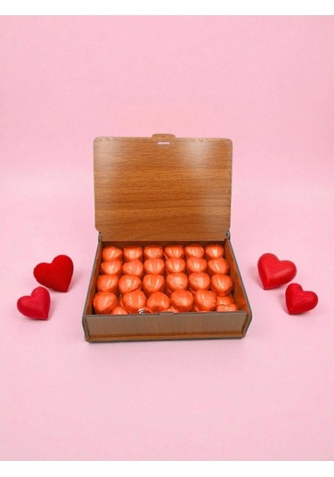 50 Adet Kalp Şeklinde Çikolatalı Kırmızı Ahşap Hediye Kutusu Sevgi Dolu Tatlar