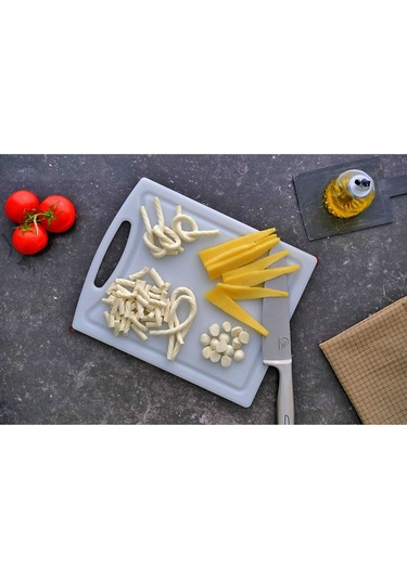 Polietilen Kesim Tahtası Beyaz 32,5 26,5 1 Cm Kırmızı