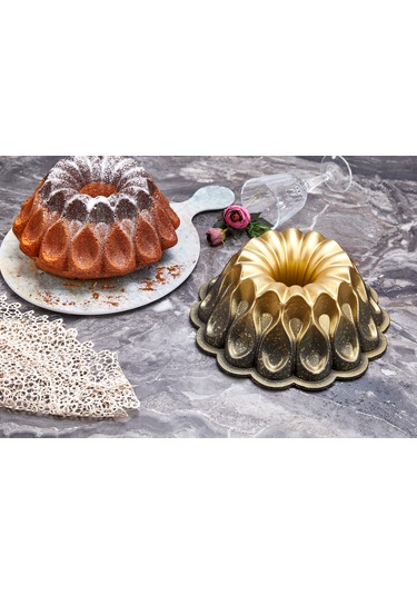 Nilüfer Döküm Kek Kalıbı 26 Cm