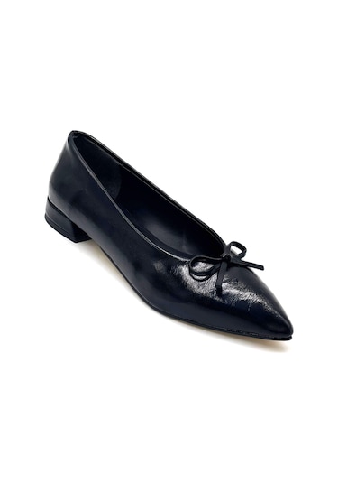 Kindep Fiyonk Detaylı Günlük Kadın Babet Siyah Siyah