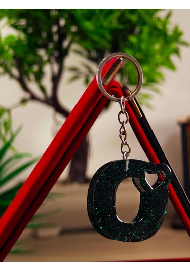 Harfli Anahtarlık Epoksi Kişiye Özel Yapım El Yapımı Harf Anahtarlık Kalp Model Özel Tasarım Hediyelik Ürün Kalp Desenli Simli Anahtarlık Beyaz - Yeşil