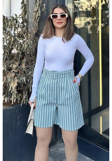 WeShaya Kadın Mint Kemerli, Yüksek Bel, Pliseli, Rahat Kesim, Gabardin Şort Mint