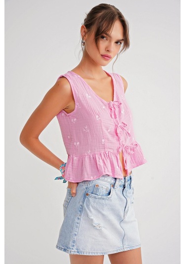 4724 Kadın Çicek Desenli Bağlamalı Müslin Bluz Pembe Pembe