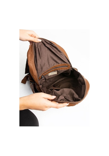 571 Collections Yıkanmış Deri Sırt Çantası Taba Model: 571-9-11d - Taba