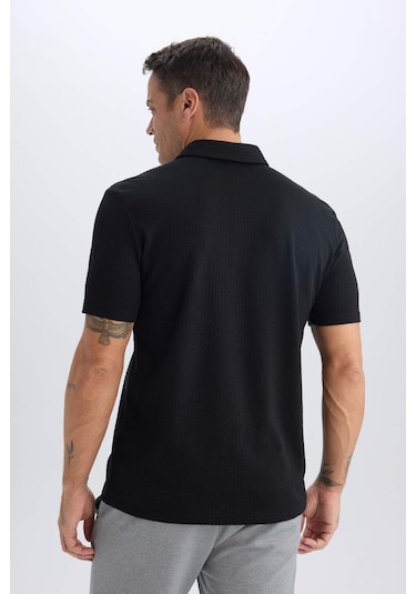 DeFacto Slim Fit Dar Kesim Polo Yaka Pamuklu Kısa Kollu Siyah Tişört X2594AZ25SPBK81