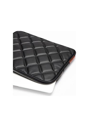 Kapitone Laptop Kılıfı 15 - 16 İnç Siyah