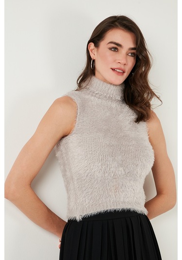 Lela Yumuşak Tüylü Slim Fit Balıkçı Yaka Crop Bayan Süveter 4615566 Gri