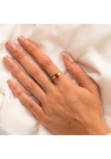 Gümüş Yüzük - Akik Taşlı Oval Kesim Boğumlu Tektaş Modern Tasarım 925 Ayar Gümüş Kadın Yüzük Sarı