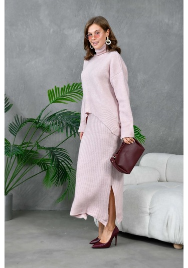 Kadın Balıkçı Yaka Oversize Kazak Uzun Etek İkili Triko Takım Pudra