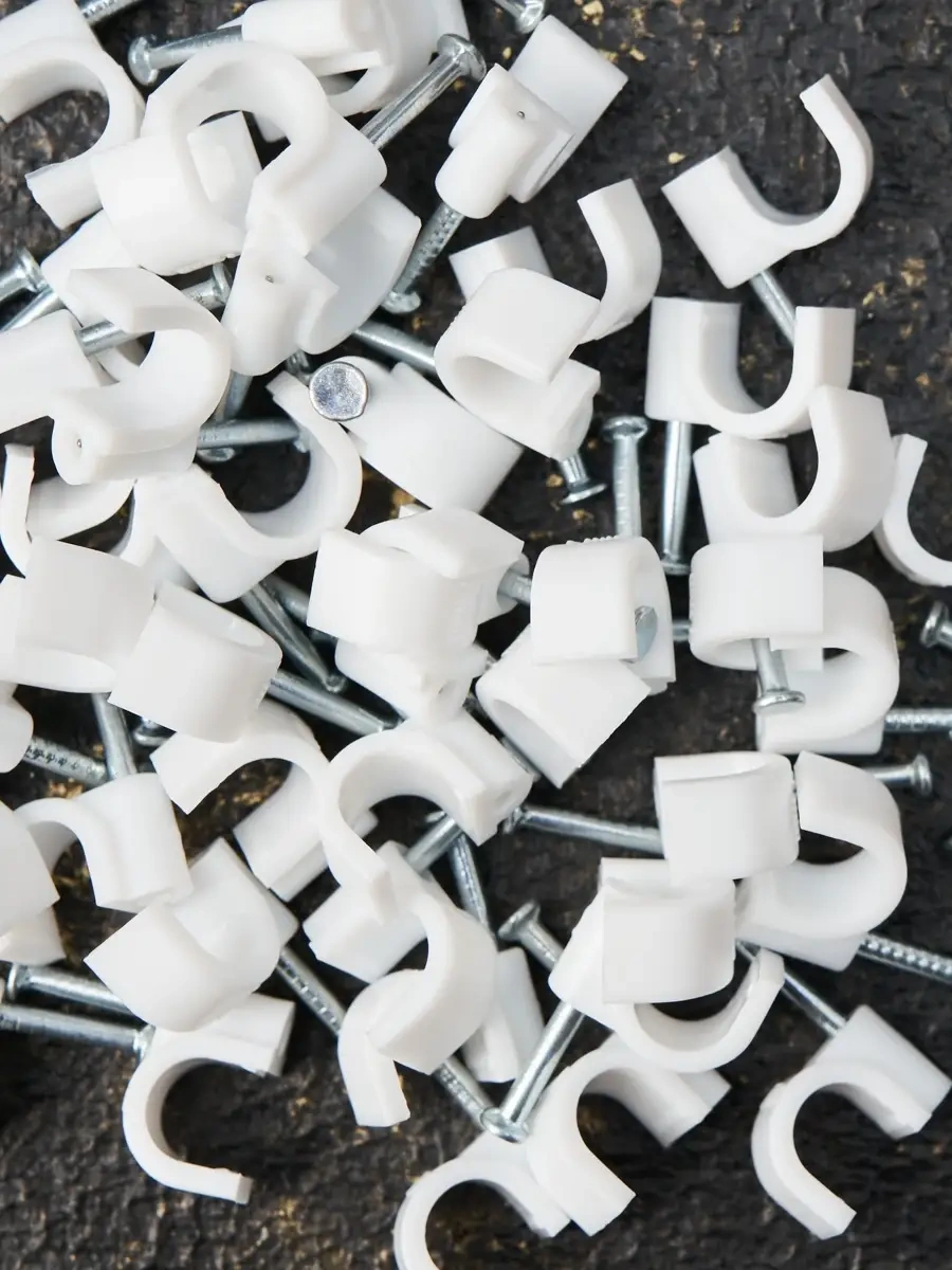 Rexant Kablolar İçin Yuvarlak Keçe, Çivili, 50 Adet. 26462592