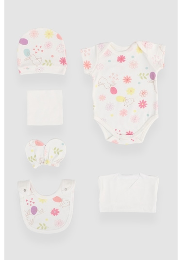 Baskılı Tavşan Desenli 10 Parça Kutulu Hastane Çıkışı Seti Ekru