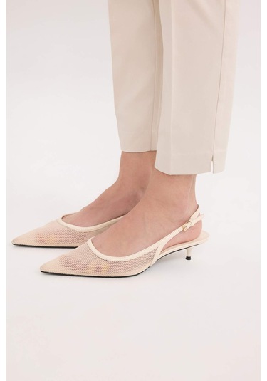 DeFacto Sigaret Normal Bel Düz Paça Saten Kumaş Pantolon J8743AZ25SMBG687 DeFacto Sigaret Normal Bel Düz Paça Saten Kumaş Pantolon J8743AZ25SMBG687