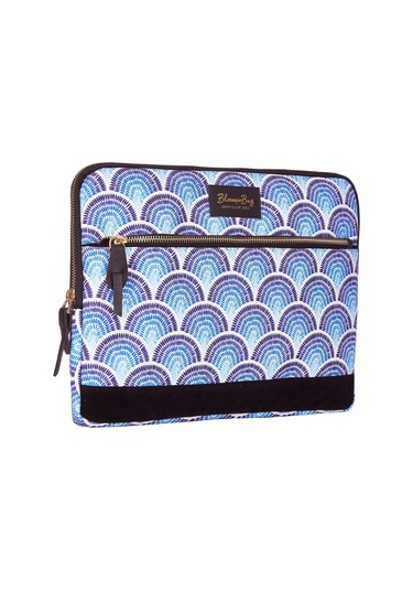 Calm Waves 13-14 İnç Laptop / Macbook Uyumlu Kılıf Mavi