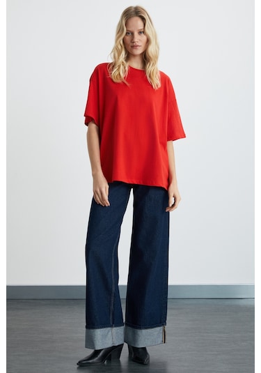 Lagertha Kadın %100 Organik Pamuklu Kalın Dokulu Oversize Fit Yuvarlak Yakalı Kırmızı T-shirt