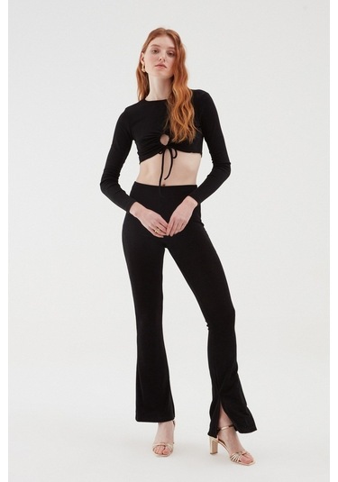 Dekolte Detaylı Crop Bluz Siyah