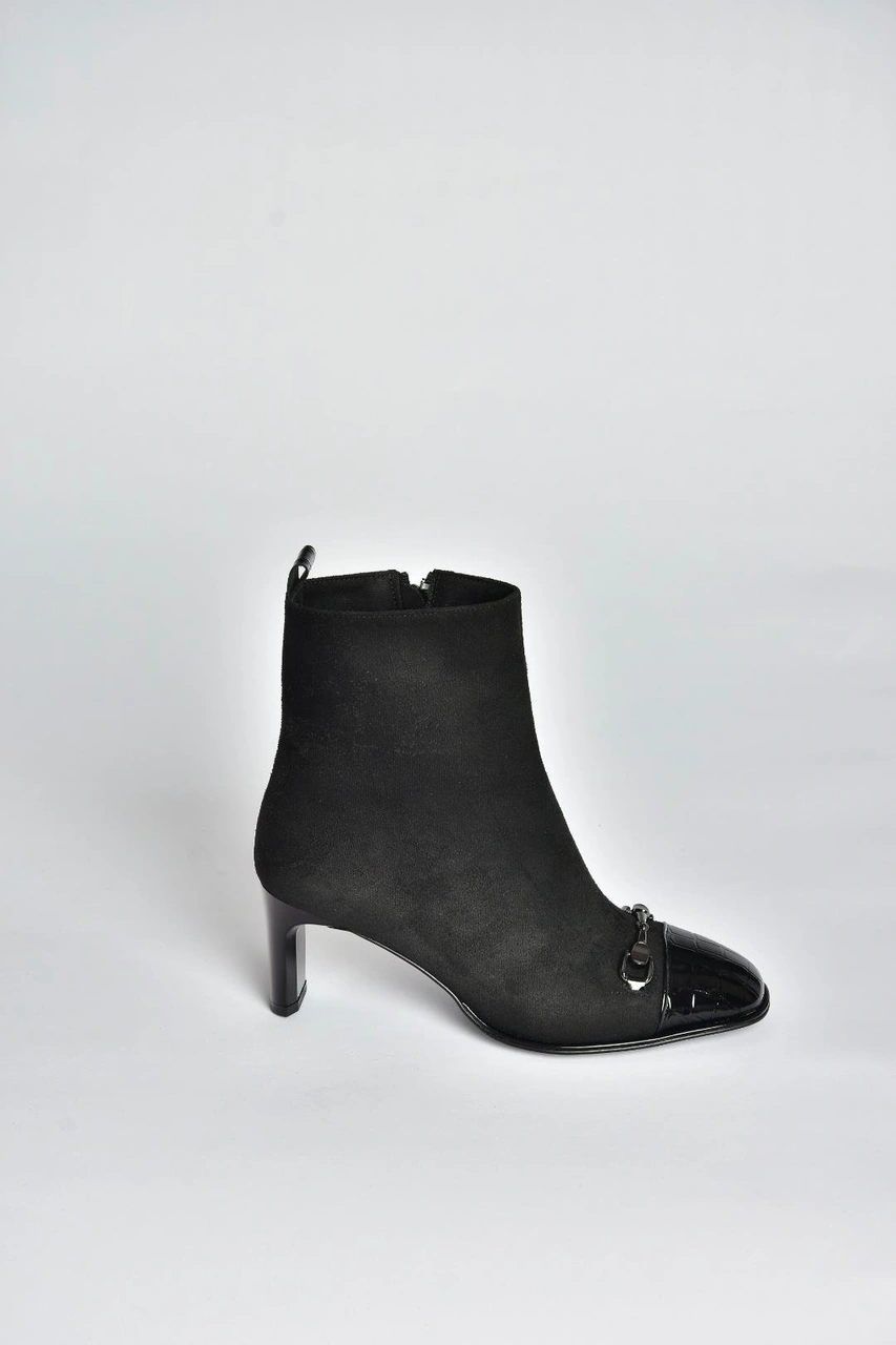 V820284602 Siyah Süet Kalın Topuklu Kadın Bot Siyah-Süet