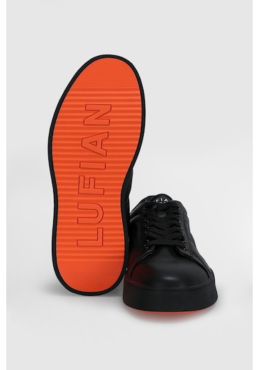 Siyah Hakiki Deri Bağcıklı Erkek Casual Ayakkabı Zeus M Siyah