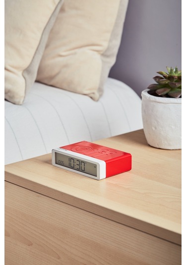 Lexon X Pantone Flip Klasik Şarj Edilebilir Alarm Saat Kırmızı