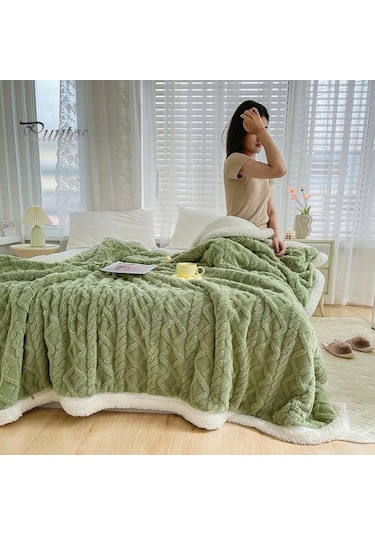 Kış Kalınlaştırılmış Battaniye Çift Taraflı Tüylü Peluş Çift Katmanlı 3d Jakarlı Düz Renk Sıcak Battaniye Açık Kahve
