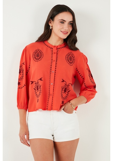 Lela Nakış Işlemeli Truvakar Kol Hakim Yaka Pamuklu Şile Bezi Bayan Gömlek 611Bz0044 Mercan