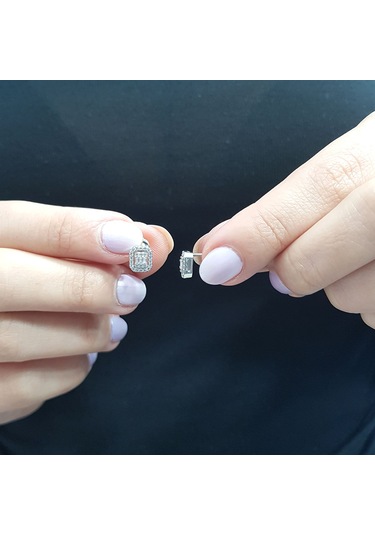 Lova 0,32 Karat Baget Pırlanta Küpe - 3040106