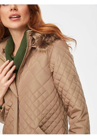 Faik Sönmez Kürk Kapüşonlu Kapitone Kadın Kaban B00041 Bej