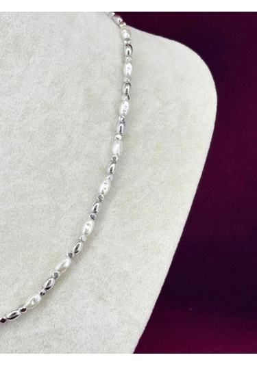 Beyaz Taşlı Ve Gümüş Detaylı Silver Kolye Silver