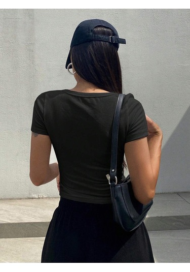 U Yaka Siyah Renk Fitilli Kısa Kollu Slim Fit Crop Top Bluz Siyah