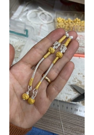 Klasik Model Kazaziye Yaldız Gümüş Kombin Tekli Püskül