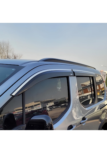 Opel Combo Kromlu Cam Rüzgarlığı 2024 Model Ve Sonrası
