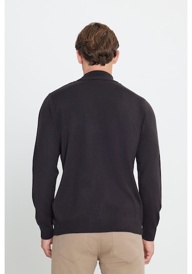 Altinyildiz Classics Erkek Kahverengi Standart Fit Normal Kesim Yarım Balıkçı Yaka Triko 4A4923100005KHVM Kahverengi