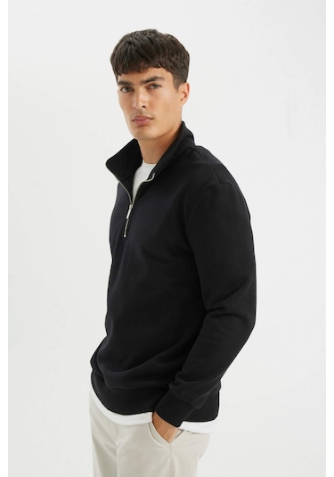 DeFacto Comfort Regular Fit Rahat Kalıp Fermuarlı Dik Yaka Basic Düz Sweatshirt X7405AZ24AUBK81