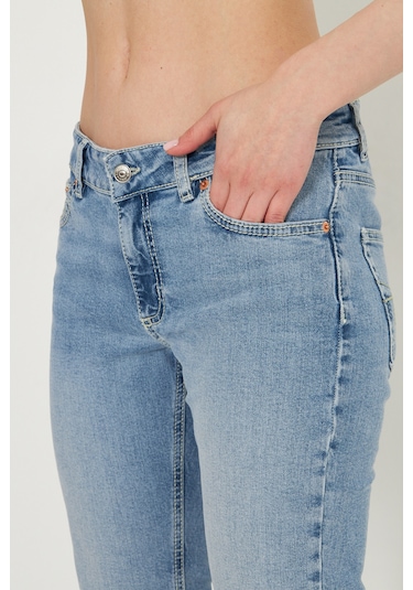 Kutaf Mavi Düşük Bel Jeans Mavi