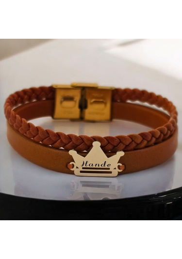 Archin Hande İsmine Özel Kahverengi Derili Taç Motifli 14 Ayar Altın Plakalı Hediye Bileklik-467isim Hande