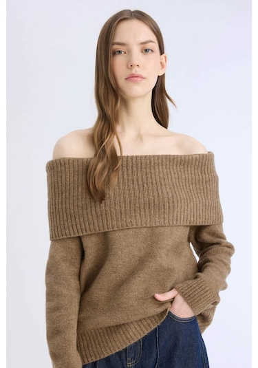 DeFacto Regular Fit Açık Omuz Triko Kazak E4549AX24WNBN466 Kahve