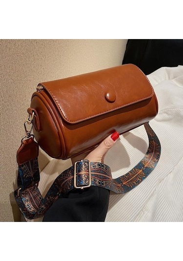 Novahub Siyah Retro Küçük Kadın Çantası, 20x11x11cm, Geniş Bant Tek Omuz Askılı, Yeni Moda Bahar Çanta, Popüler Silindir Tasarım Siyah