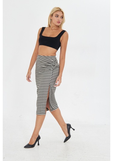 Siyah Kazayağı Desenli Yırtmaçlı Midi Boy Etek Ekru