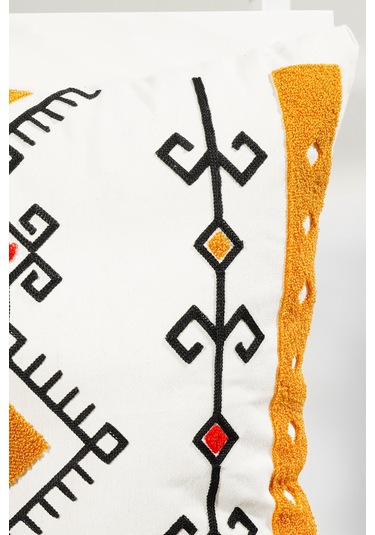 Beyaz Kumaş Punch Nakışlı Dekoratif Kırlent Kılıfı 45 X 45 Cm