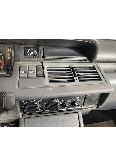 Renault Clio 1 Orta Kalorifer Izgarası