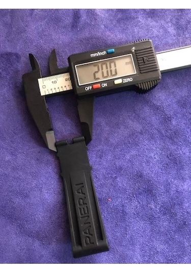 Panerai Uyumlu Siyah Silikon Kordon 22 Mm