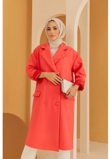 TrendMarfa Önü Düğmeli Kuşaklı Tesettür Kaşe Kaban Narçiçeği