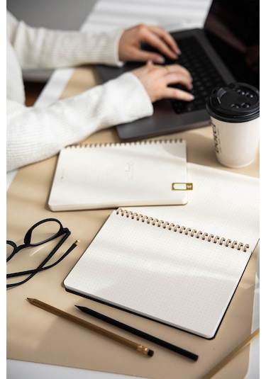 A5 Kraft Karton Kapak 70 Yaprak 110 Gram Noktalı Not Defteri Noktalı Kraft