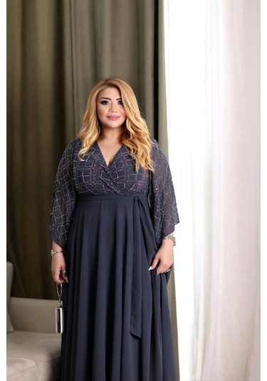 Lady Sharm Şifon Üzeri Kristal Taşlı Kadın Elbise Gri