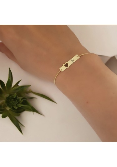 Archin Ğ Harfine Özel 14 Ayar Altın Plakalı Zincirli Kalp Motifli Hediye Bileklik-432harf Ğ