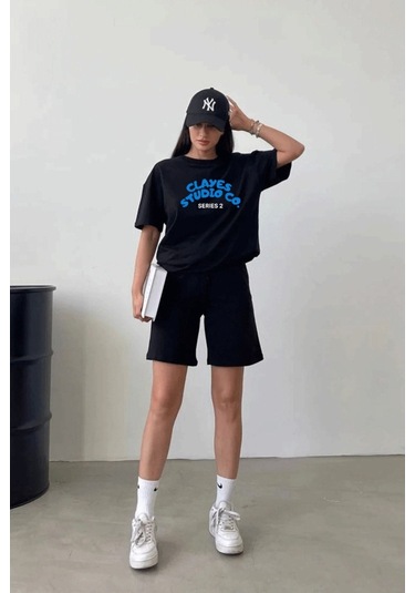 Studio Co. T-shirt Şort - Siyah Alt Üst Kombin Şort Tişört Takım Baskılı Oversize Bisiklet Yaka Siyah