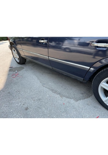 M. Benz E Klasse W124 Krom Yan Kapı Çıtası 8 Prç. 1984-1995 Arası