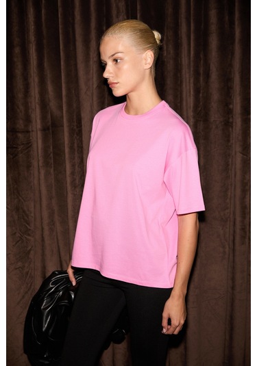 Grımelange Lagertha Kadın %100 Organik Pamuklu Kalın Dokulu Oversize Fit Yuvarlak Yakalı Pembe T-shi Pembe